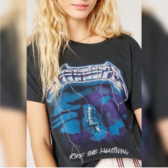 Daydreamer Metallica "Ride the Lightning" Graphic T-shirt Black Blue Tee - Picture 3 of 15